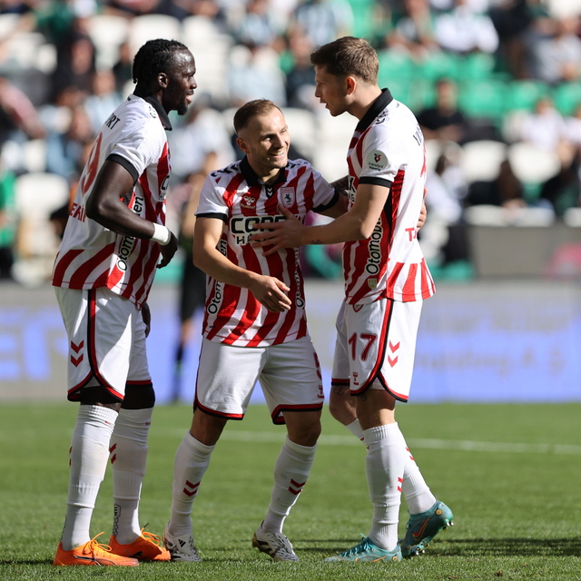 Samsunspor Avrupa'da 3'te 3 peşinde!