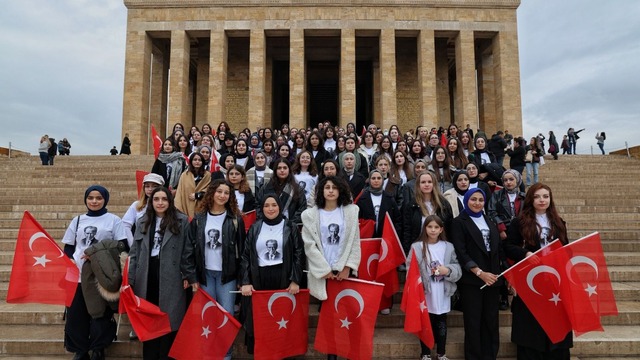 "Atatürk’e Armağan Şarkılar" 10 Kasım'da Harbiye'de