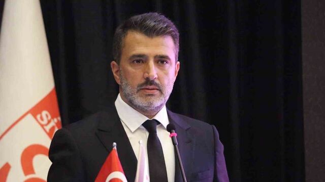 Sivasspor Başkanı görevinden ayrıldı!