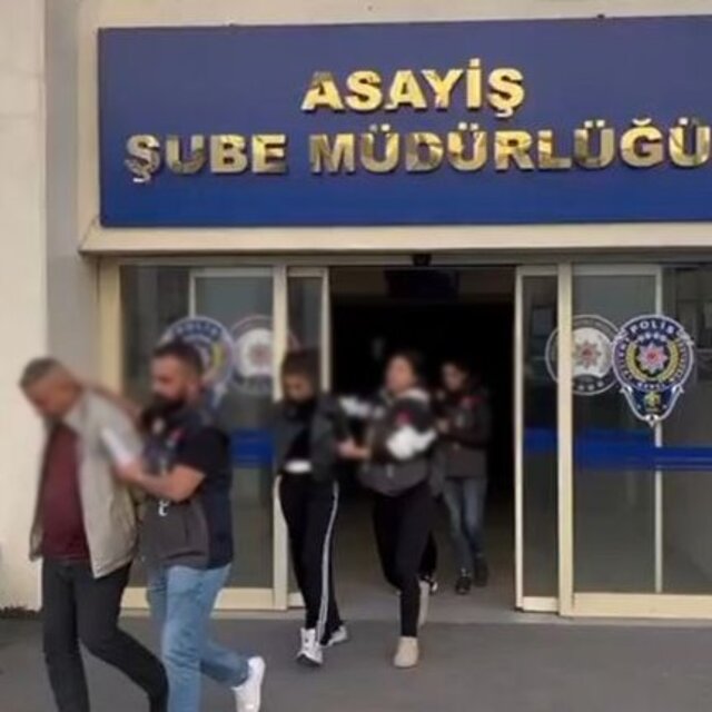 Kuyumculara sahte altın satan 3 şüpheli yakalandı