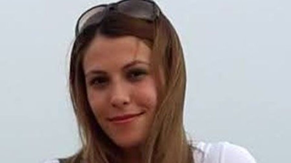 Ebru öğretmene son görev...