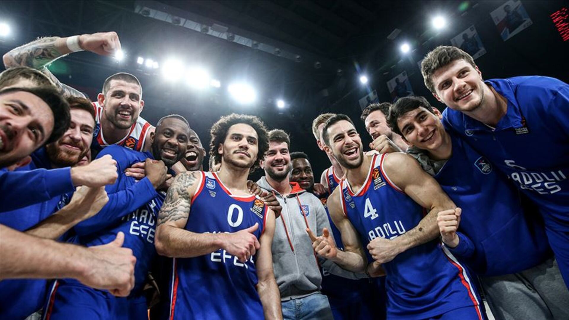 Anadolu Efes - Olimpia Milano EuroLeague Maçı: Canlı Yayın ve Maç Detayları