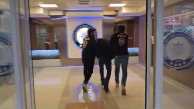 Fal ve büyü ile dolandırdılar