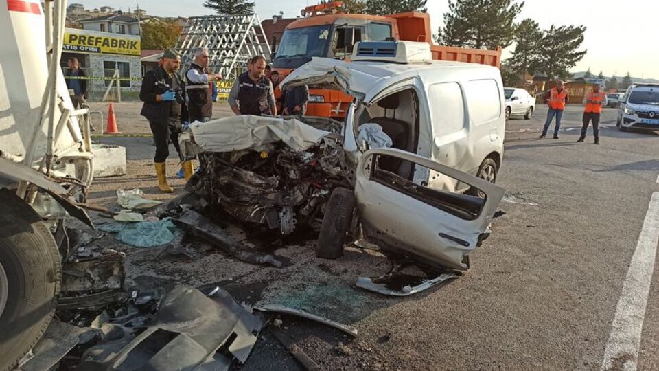 Kazada aynı aileden 3 kişi can verdi