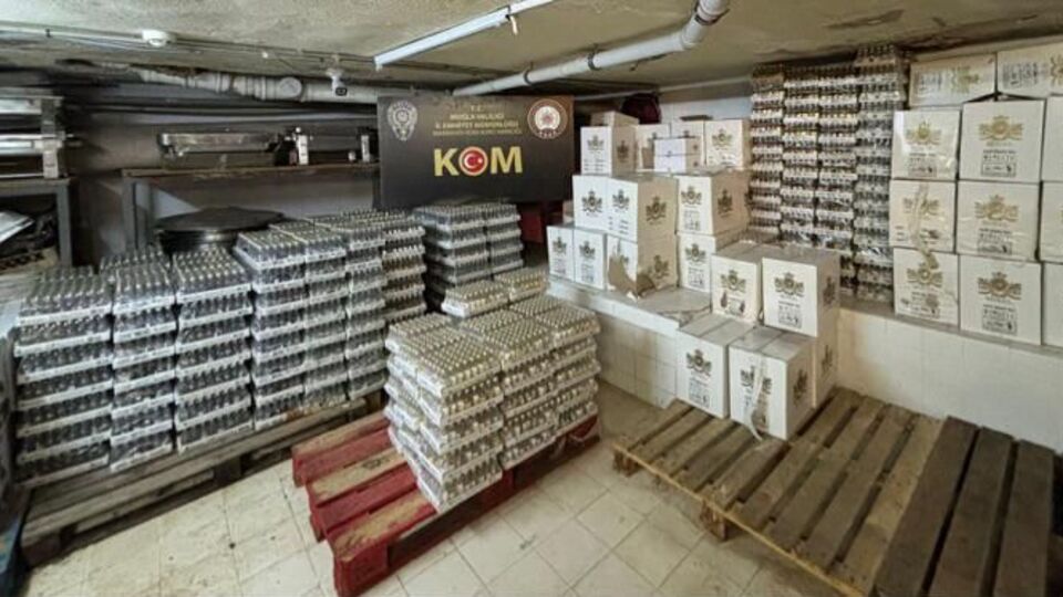 28 bin 896 şişe kaçak içki ele geçirildi