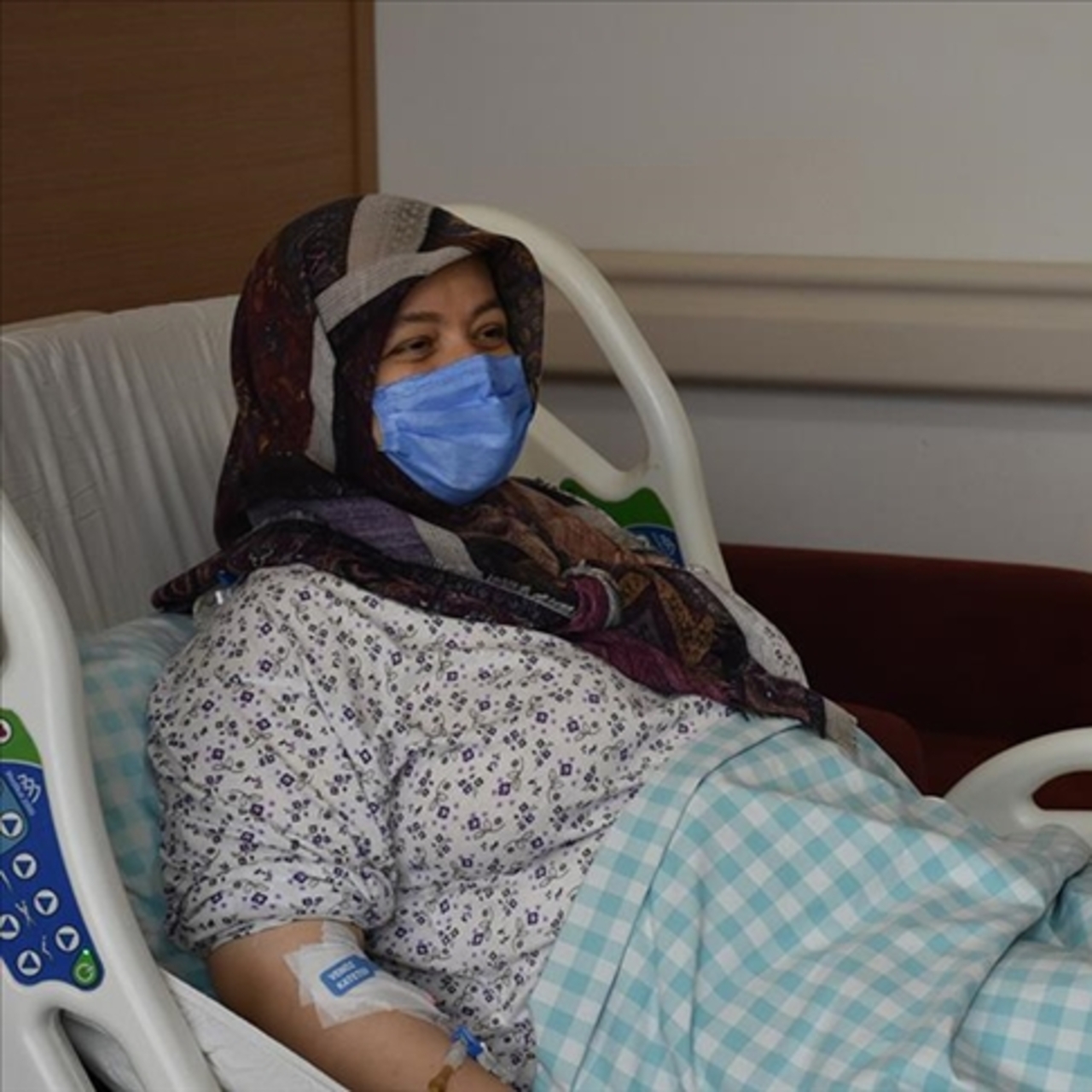 Ablalarına "hayat vermek" için yarıştılar