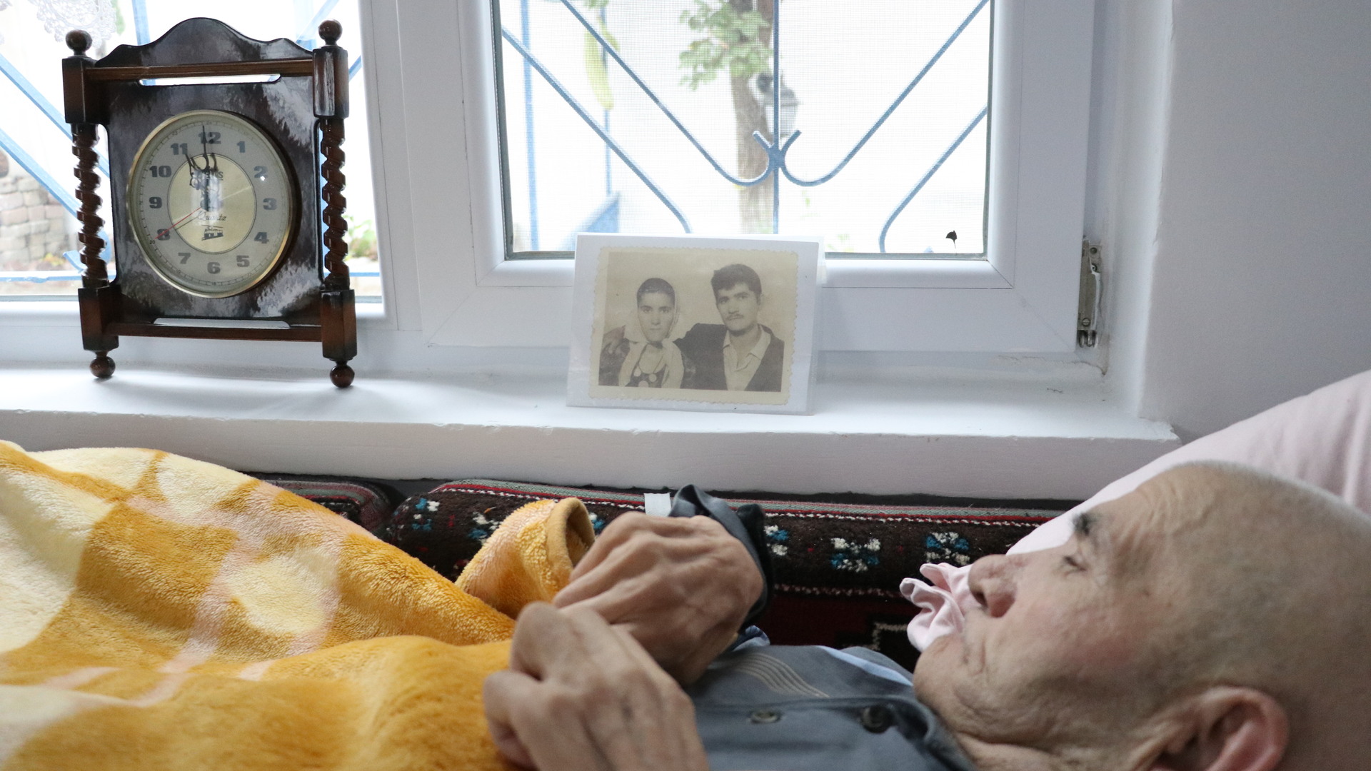 58 Yıllık Eşine Demans ve Felç Sonrası Bakan Hanım Öğmen'in Hikayesi
