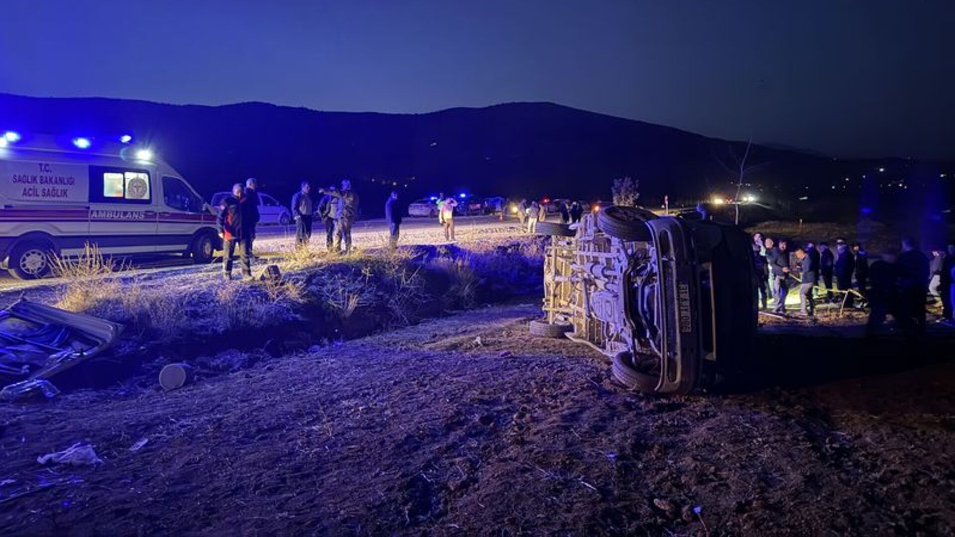 Kahramanmaraş'ta İşçi Servisi Şarampole Devrildi: 2 Ölü, 7 Yaralı