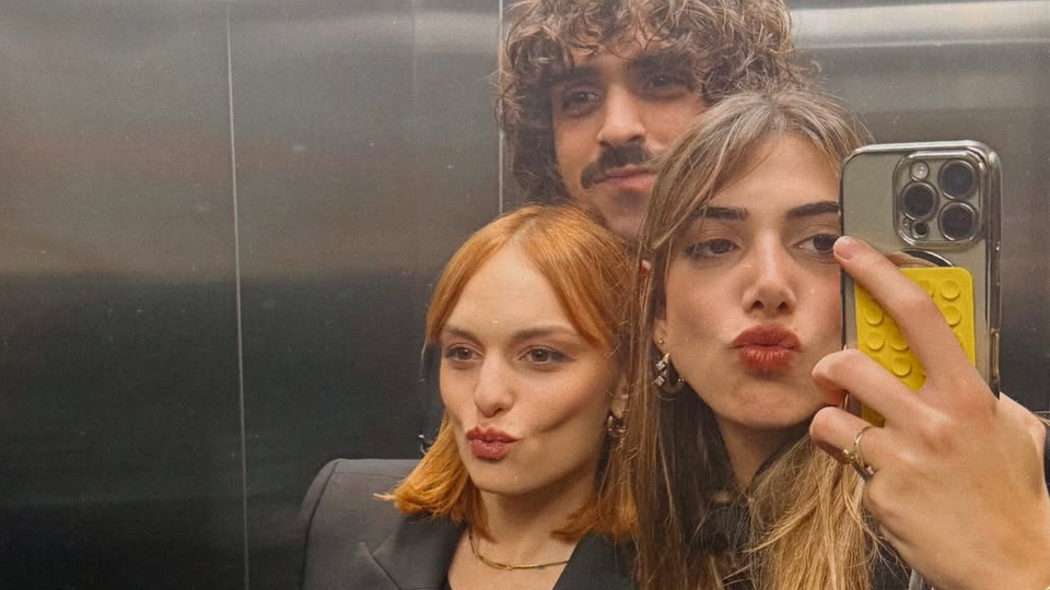 "Sevgilim, görümcem ve ben"