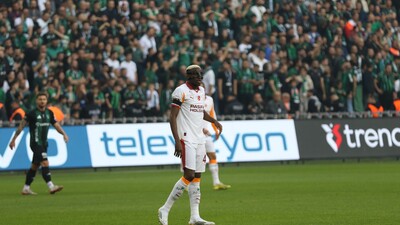 Buruk'tan çift forvet tercihi!