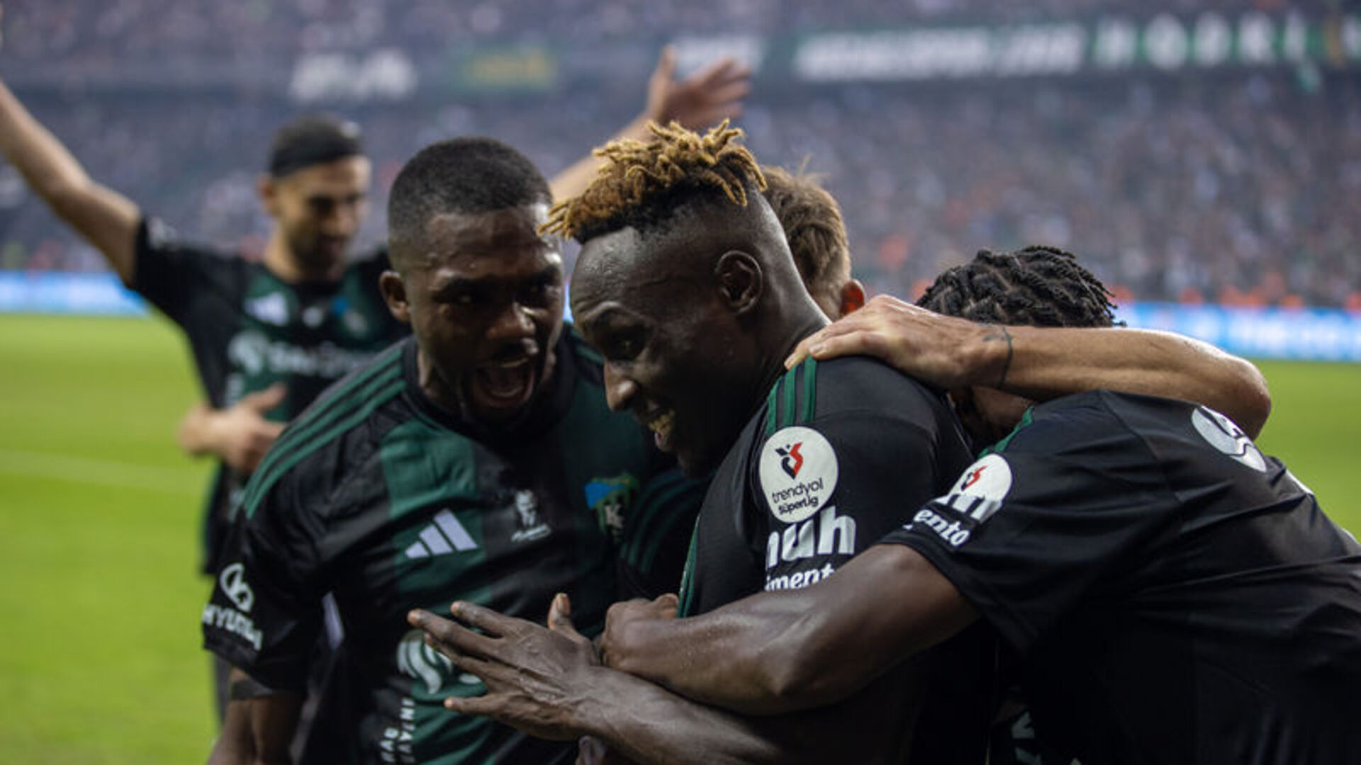 Kocaelispor'dan Galatasaray'a 41 yıl sonra tarihi zafer!
