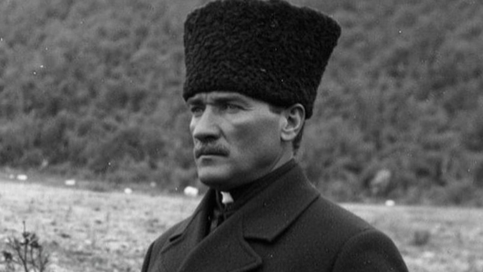 "Vatan sana minnettardır"