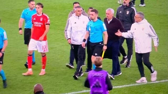 Mourinho hakemin üzerine yürüdü!