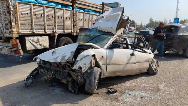 Kırmızı ışıkta 6 aracı biçti!