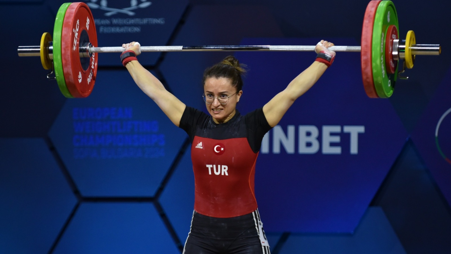 Aysel Özkan Riyad'da 3 Altın Madalya Kazandı!