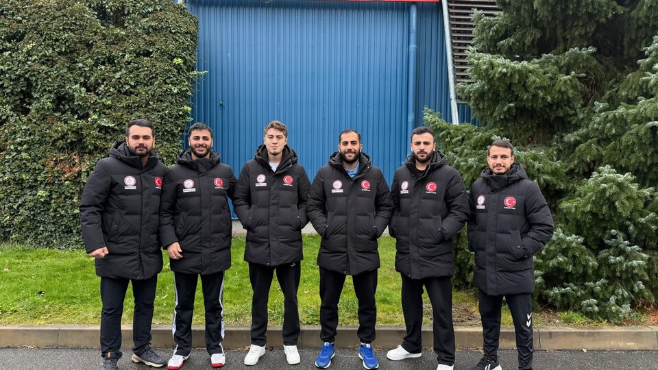 Curling Milli Takımı Prag'da ikinciliği aldı