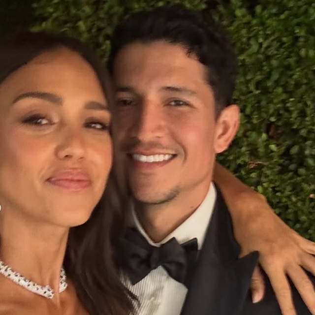 Aşklarını resmen ilan ettiler