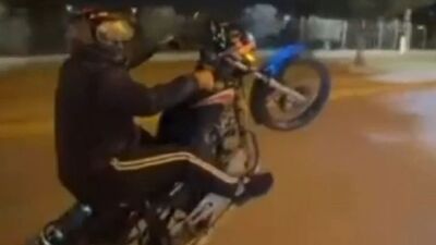 Motosiklet şov pahalıya patladı