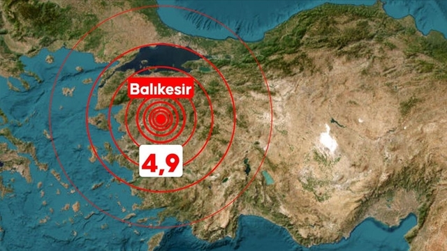 Sındırgı'da peş peşe depremler!