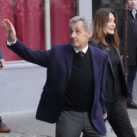 Sarkozy hapishaneden çıktı, evine geldi