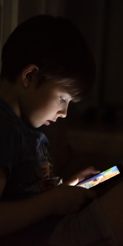 Danimarka'da 15 yaş altına sosyal medya yasağı