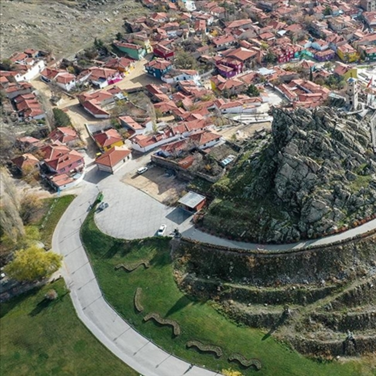 Sivrihisar nerede?