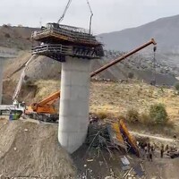 Köprü inşaatında iskele çöktü! 3 kişi öldü!