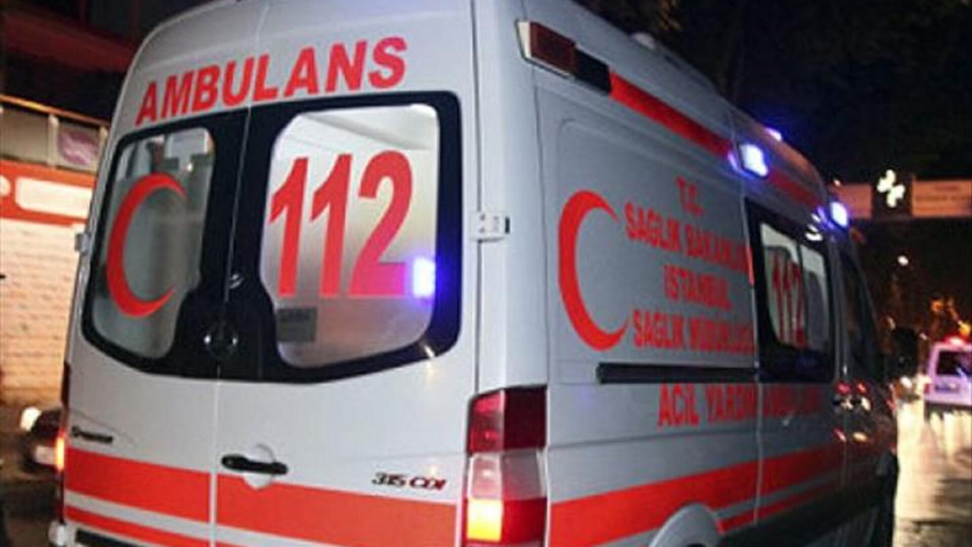 Ankara'da Korkunç Kaza: Minibüs Durağa Daldı, 6 Yaralı