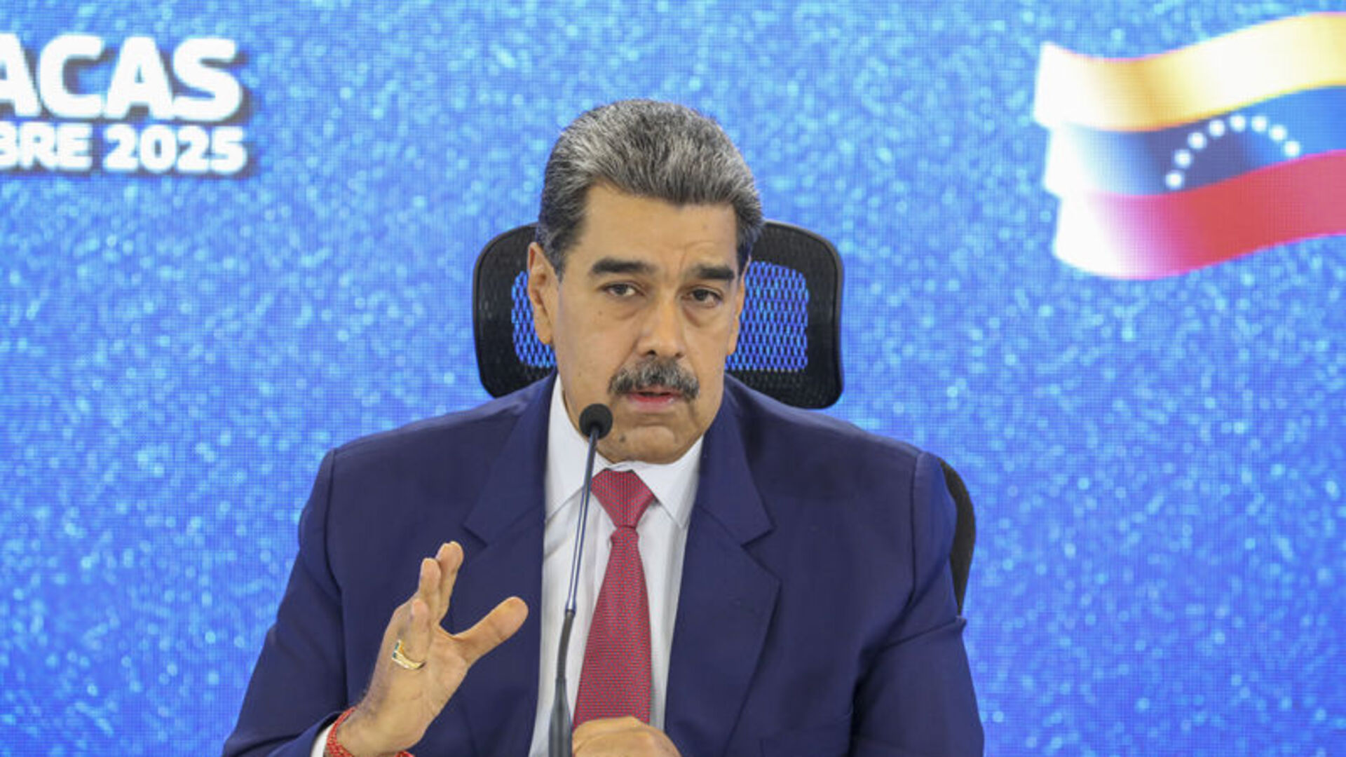 Maduro, ABD Tehdidine Karşı Ulusal Savunma Komutanlıkları Kuruyor