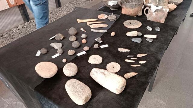 Yassıtepe ve Yeşilova höyüklerindeki buluntular sergilendi