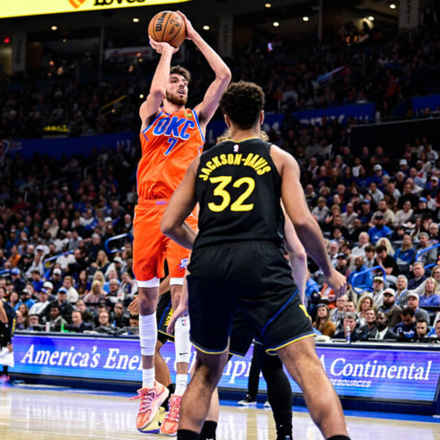 Oklahoma'dan 12. maçta 11. galibiyet!