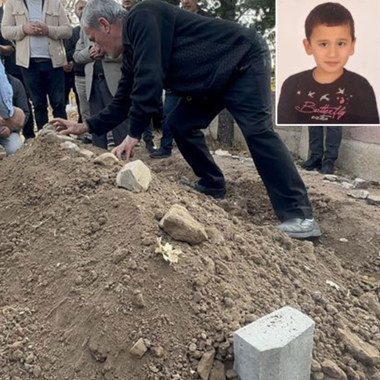 11 yaşındaki otizmli Veysel ağlattı!