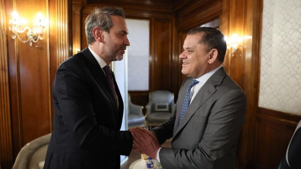 Bakan Bayraktar, Dibeybe ile görüştü