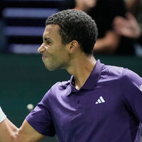 ATP'de Auger-Aliassime, Shelton'ı mağlup etti!