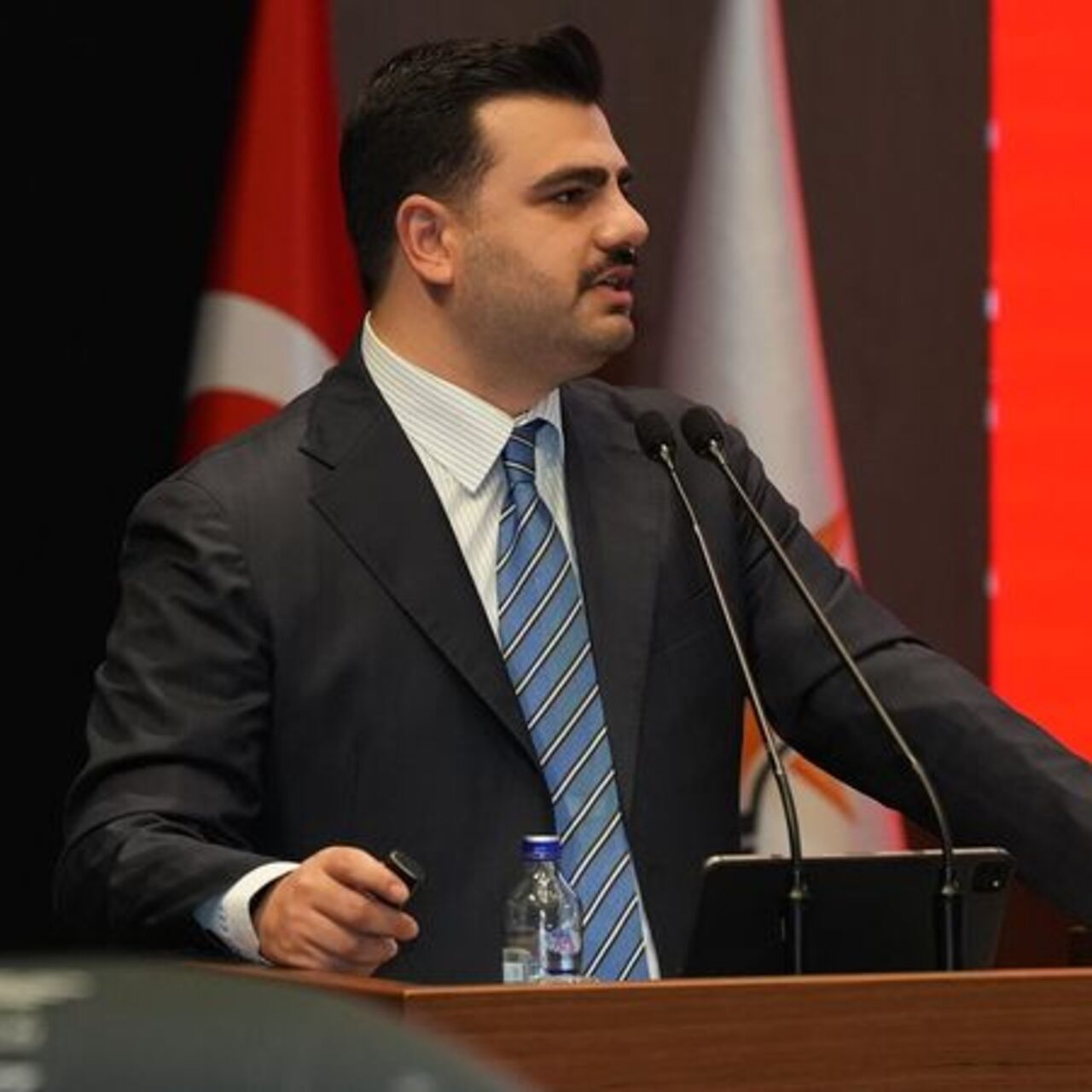 İnan'dan Özgür Özel'e yanıt