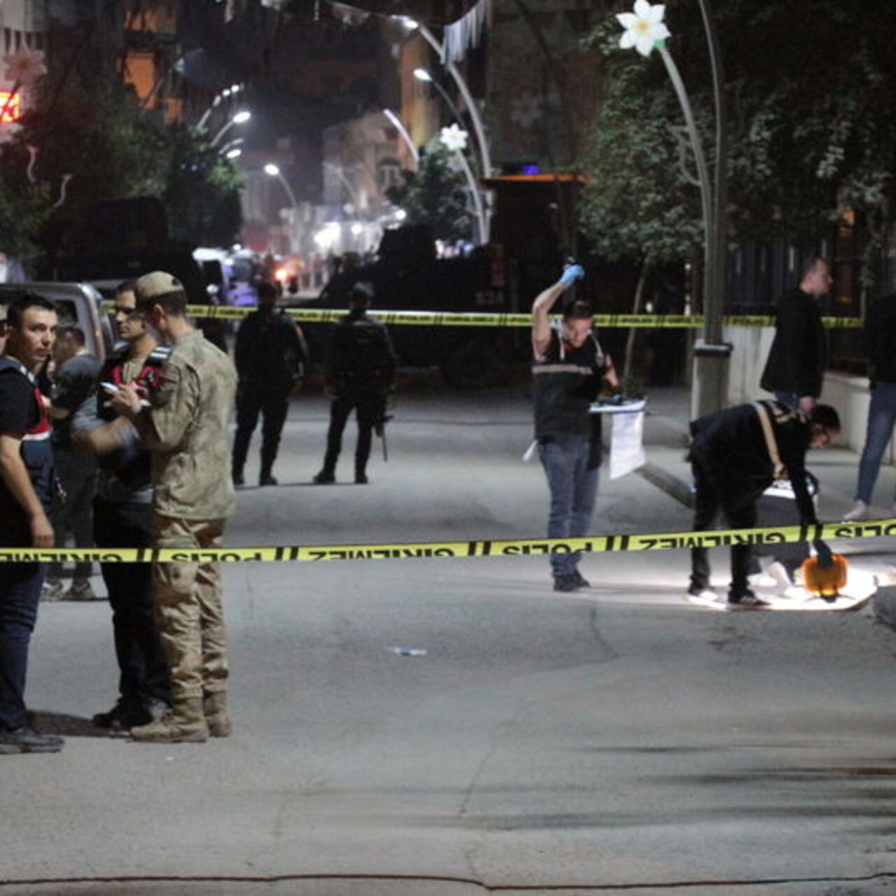 Adliye önünde silahlı saldırı: 1 ölü
