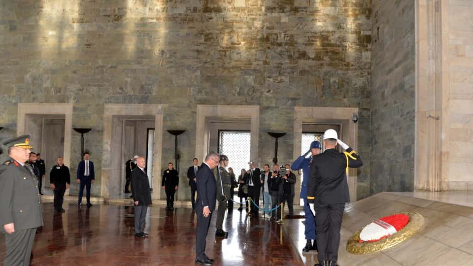 KKTC Cumhurbaşkanı Anıtkabir'i ziyaret etti