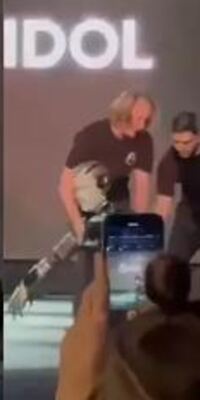 Yapay zeka insansı robotu rezil oldu!