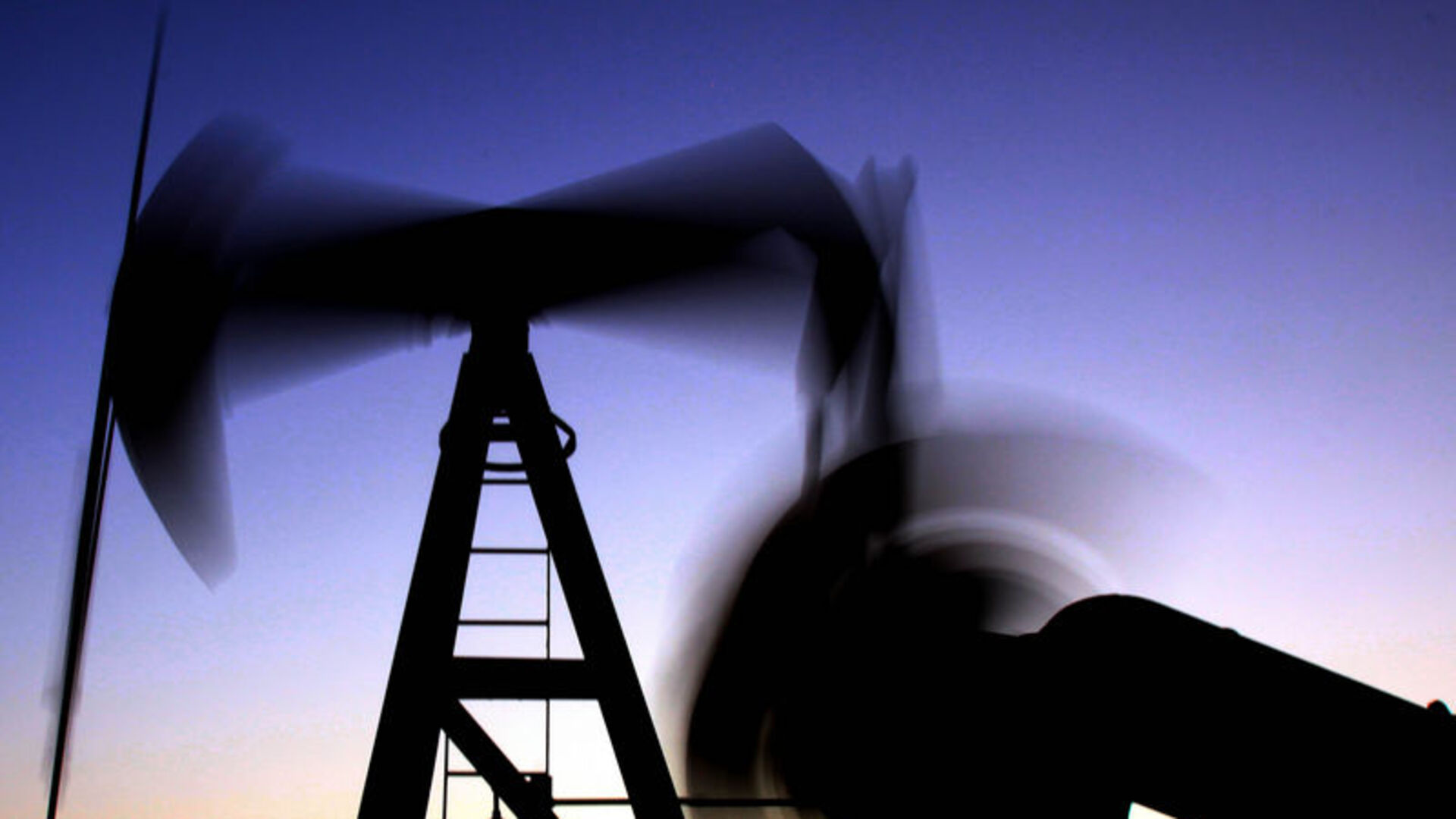 IEA: Küresel Petrol Talebi 2025'te 103.88 Milyon Varile Çıkacak