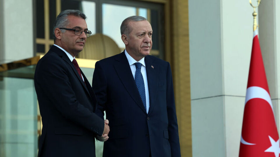 Cumhurbaşkanı Erdoğan Erhürman'la bir araya geldi