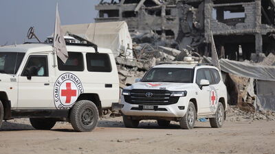 Hamas 1 esirin cenazesini teslim etti