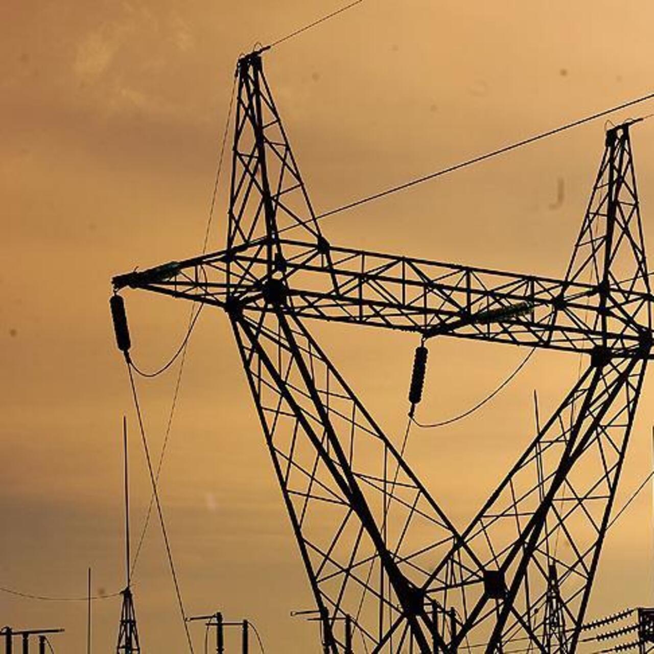 İstanbul'da 11 saate varan elektrik kesintisi!