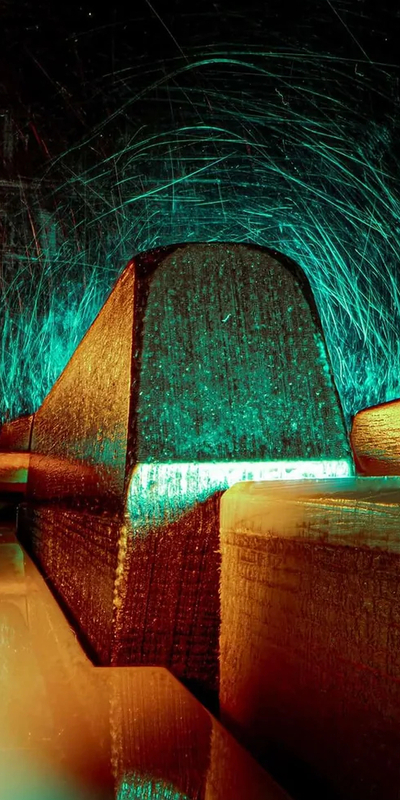 Siz bir de içini görün!