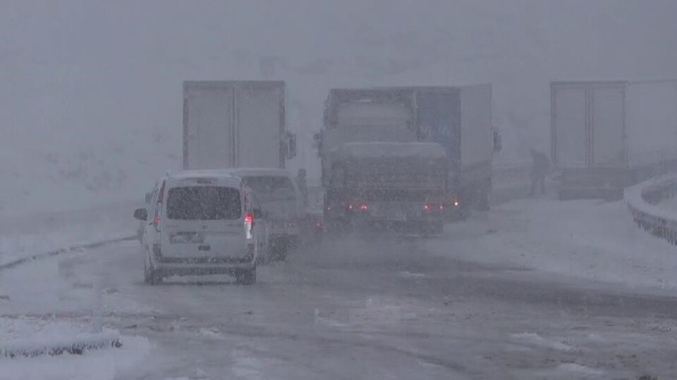 Bayburt beyaza büründü