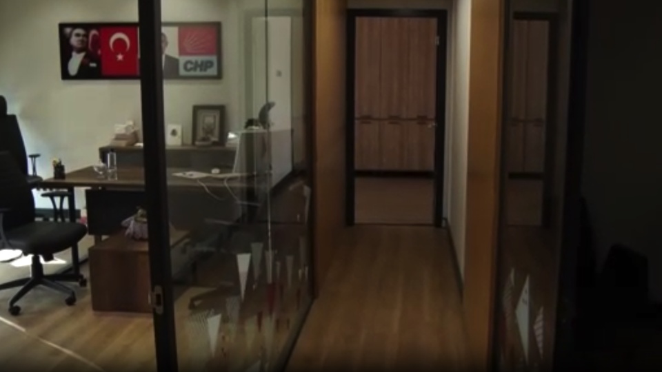 CHP İstanbul İl Başkanlığı'nda "tuvalet" krizi