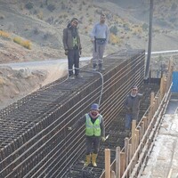 Çok acı kare! Birlikte poz verdikleri iskele çöktü