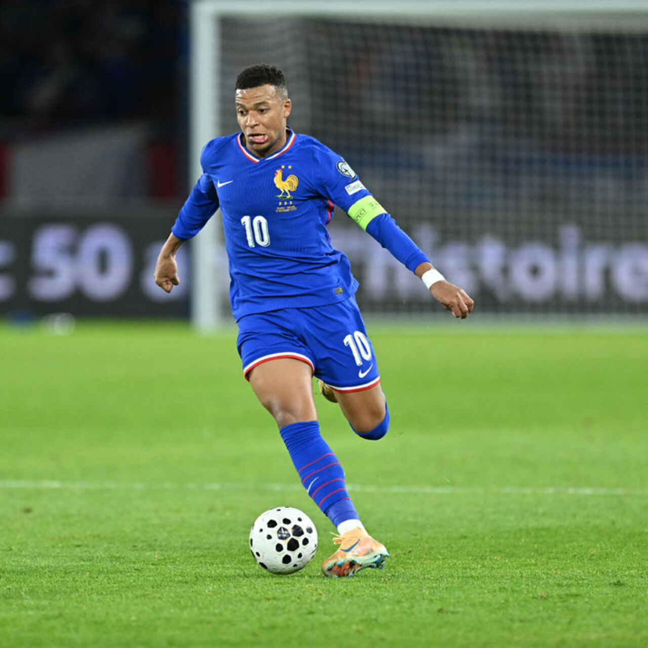 Mbappe, Messi ve Ronaldo'yu solladı!