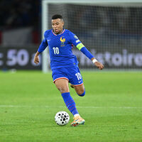 Mbappe, Messi ve Ronaldo'yu solladı!