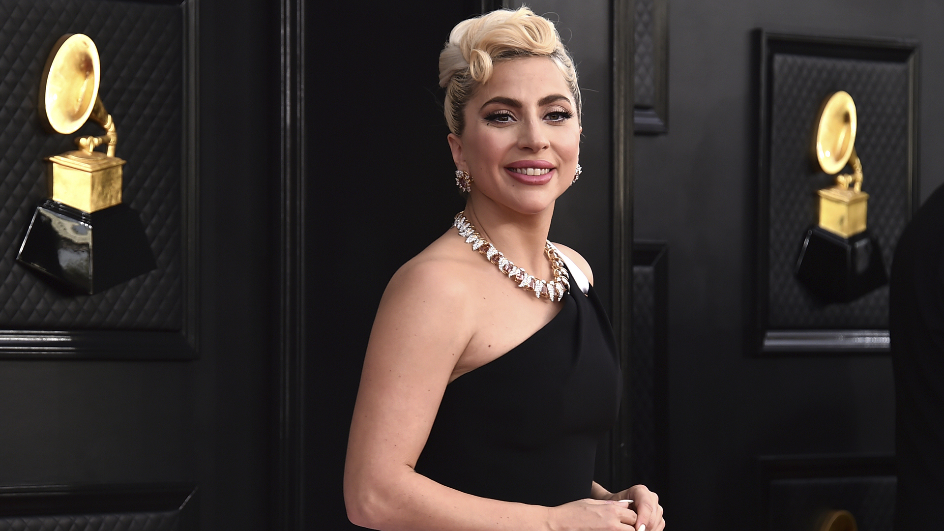 Lady Gaga Turne İptal Gerçeğini Açıkladı: Ruh Sağlığım İyi Değildi
