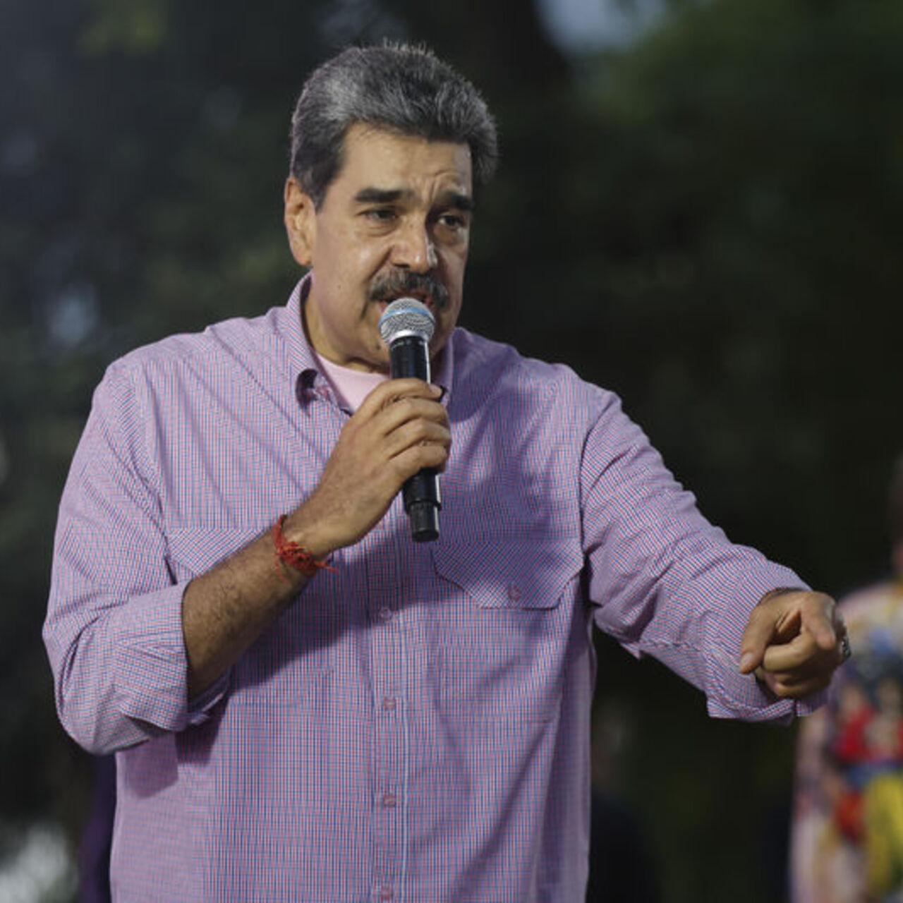 Maduro'dan ABD halkına çağrı